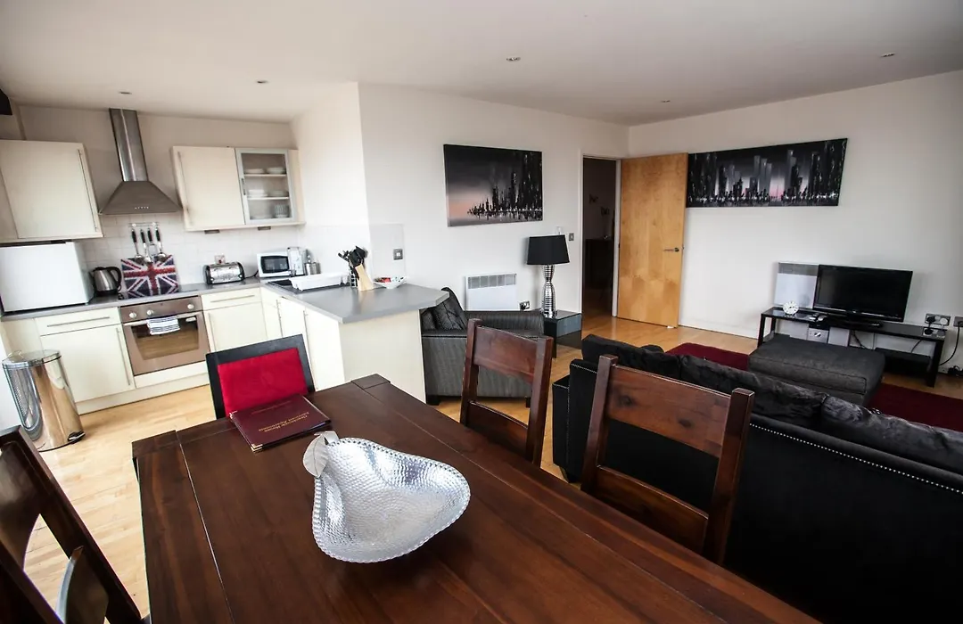 Cranbrook House Apartments - Near Ice Arena-1